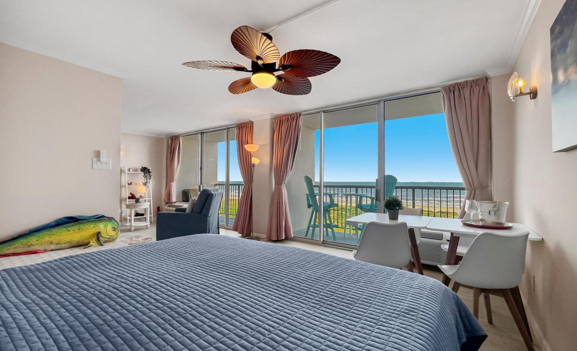 Islander East Condominiums Galveston Ruang foto